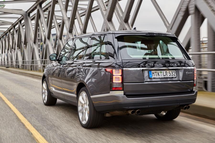  Land Rover Range Rover SVAutobiography LWB 2015 года  (фото 2 из 24)
